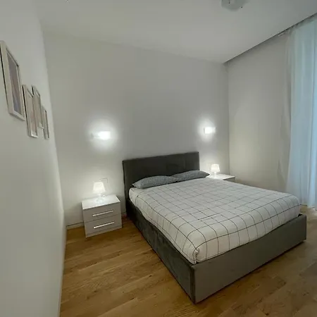 Imhome - Dante Appartement Milan
